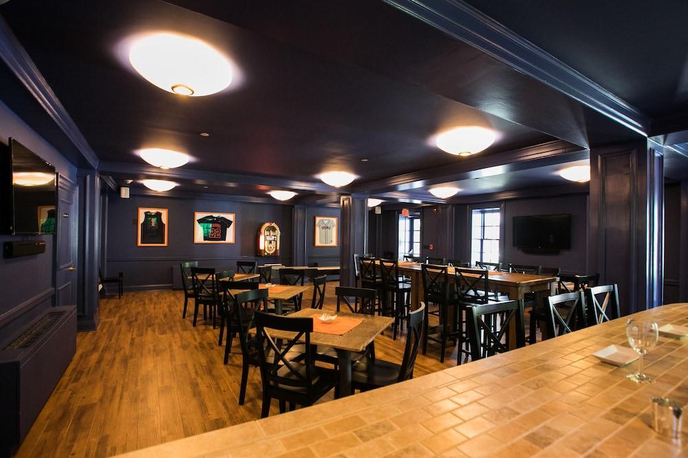 University Of Virginia Inn At Darden Шарлотсвил Екстериор снимка
