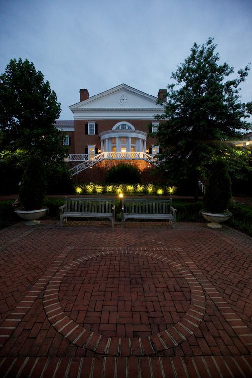 University Of Virginia Inn At Darden Шарлотсвил Екстериор снимка