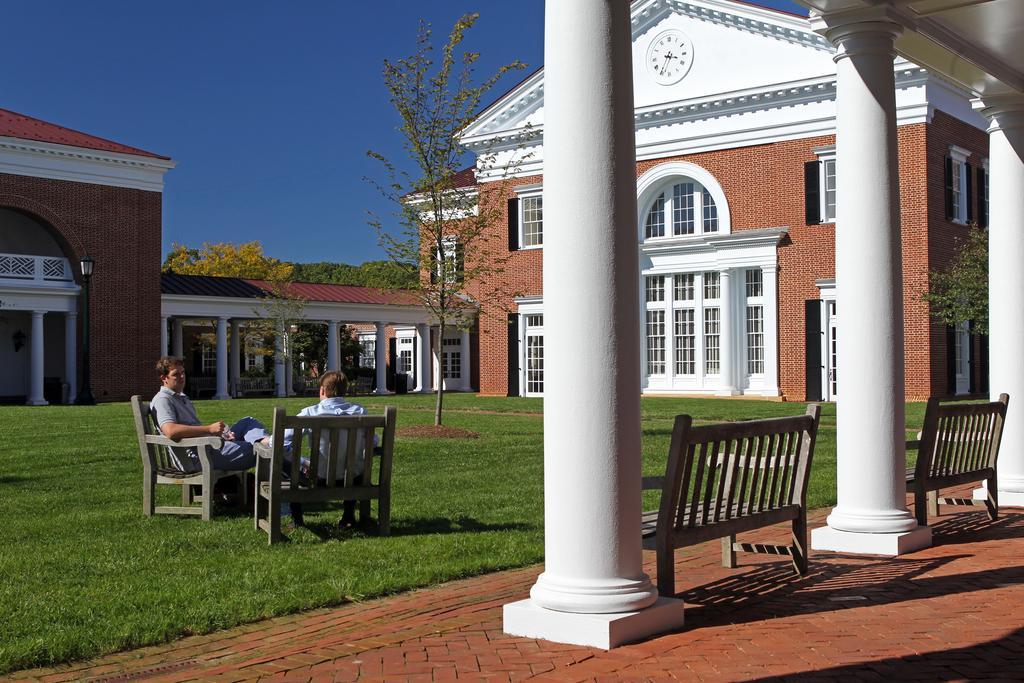 University Of Virginia Inn At Darden Шарлотсвил Екстериор снимка